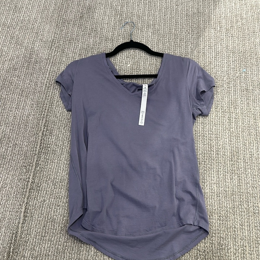 lululemon love v-neck t-shirt